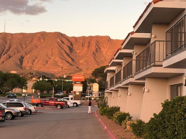 Extend-A-Suites Utep El Paso Exterior photo